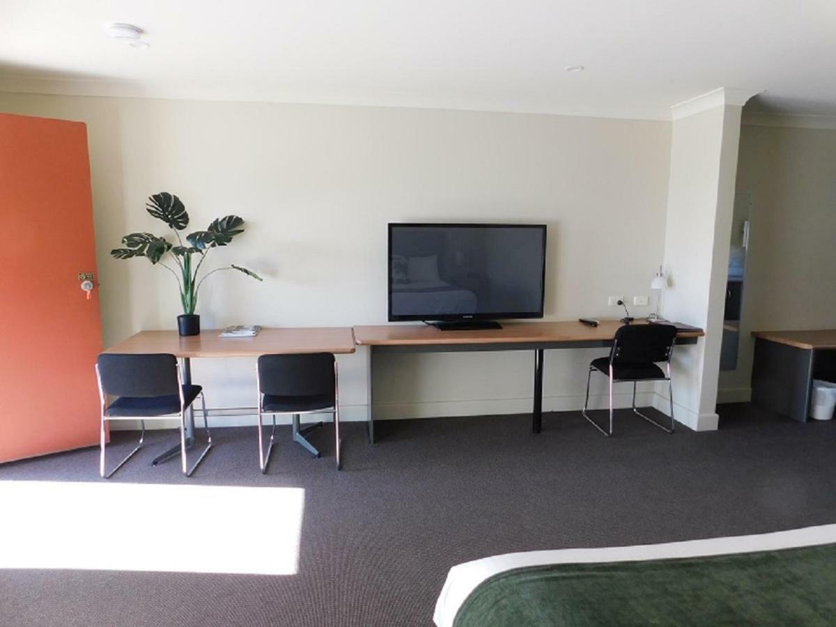 Alexander Cameron Suites Penola Luaran gambar